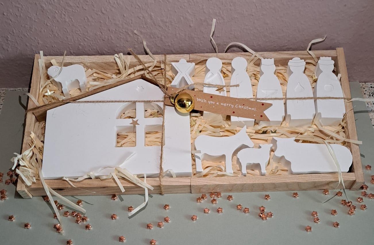 Krippe auf Tablett (Ausverkauft: nur auf Bestellung)